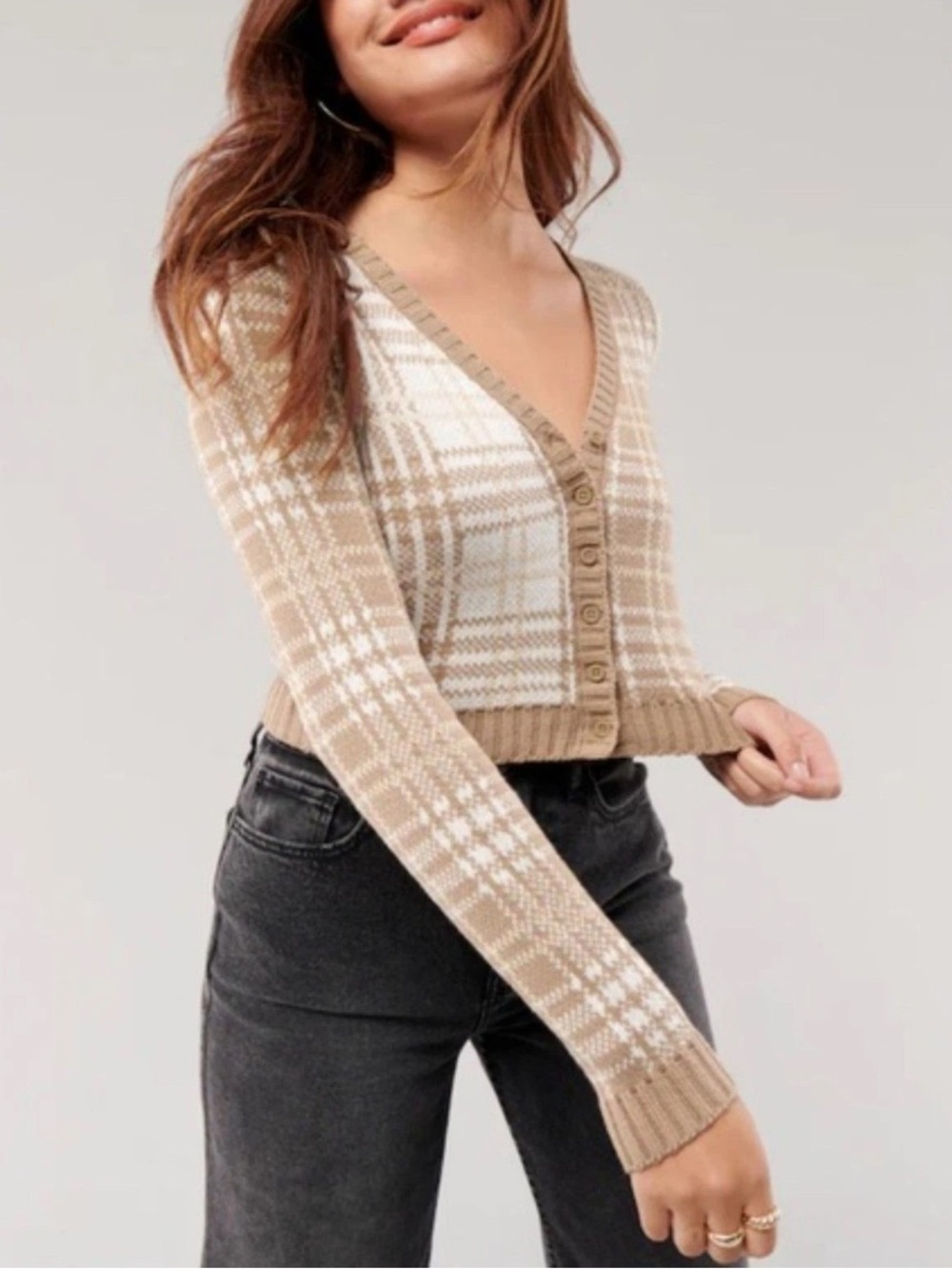 Hollister Cropped V-Neck Plaid Cardigan Sweater. Beige/White XS. Super cute!